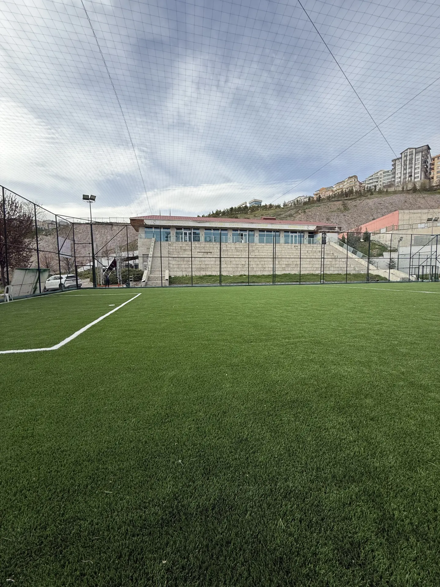 Mert Halı Saha ESERTEPE