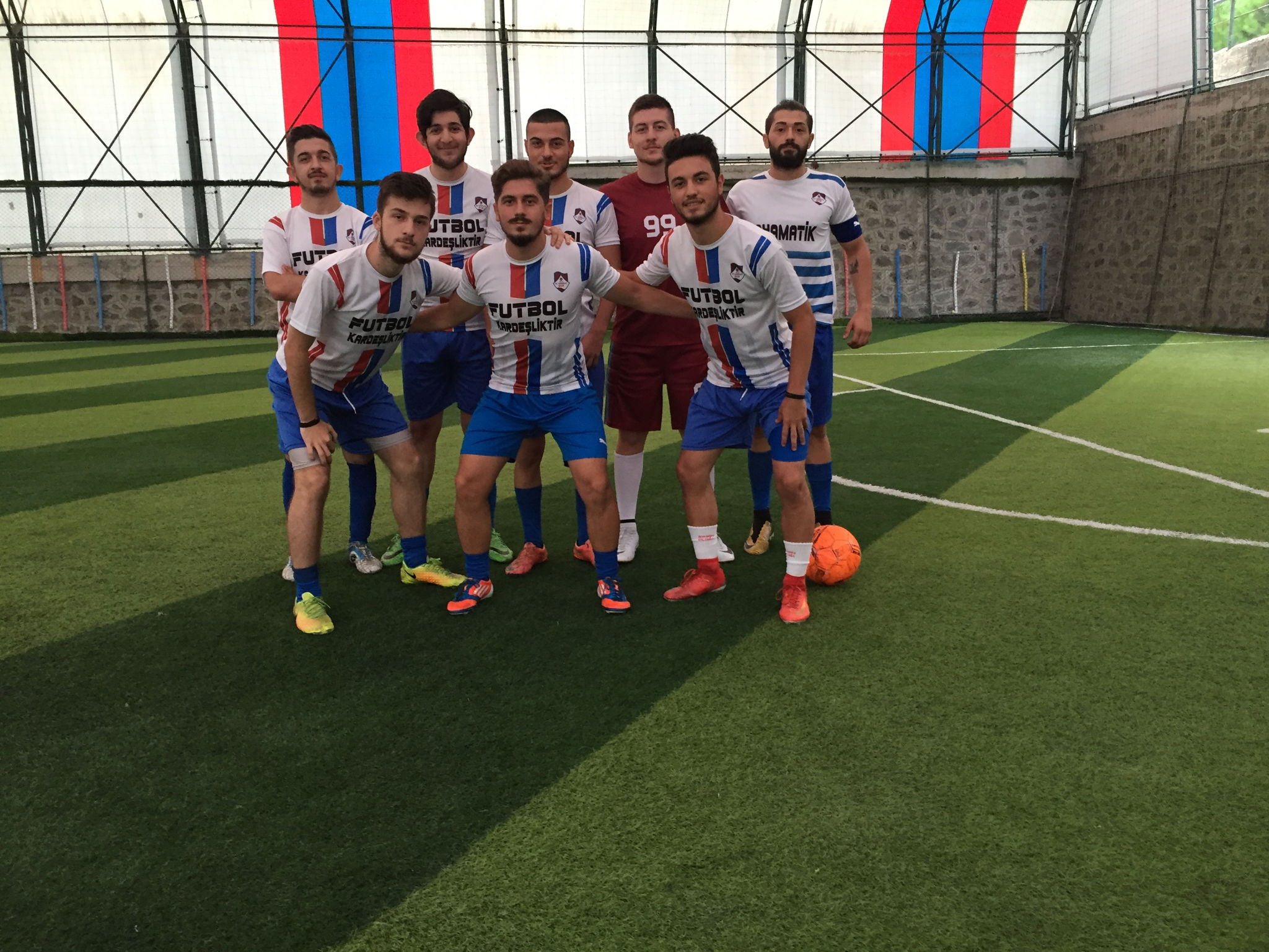 Tempesta Cup tan bir kare